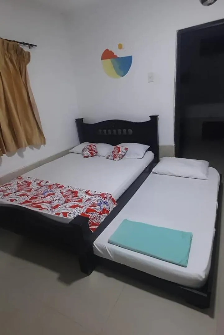 Caribe Sunshine Gold Hostel Gaira Colombia